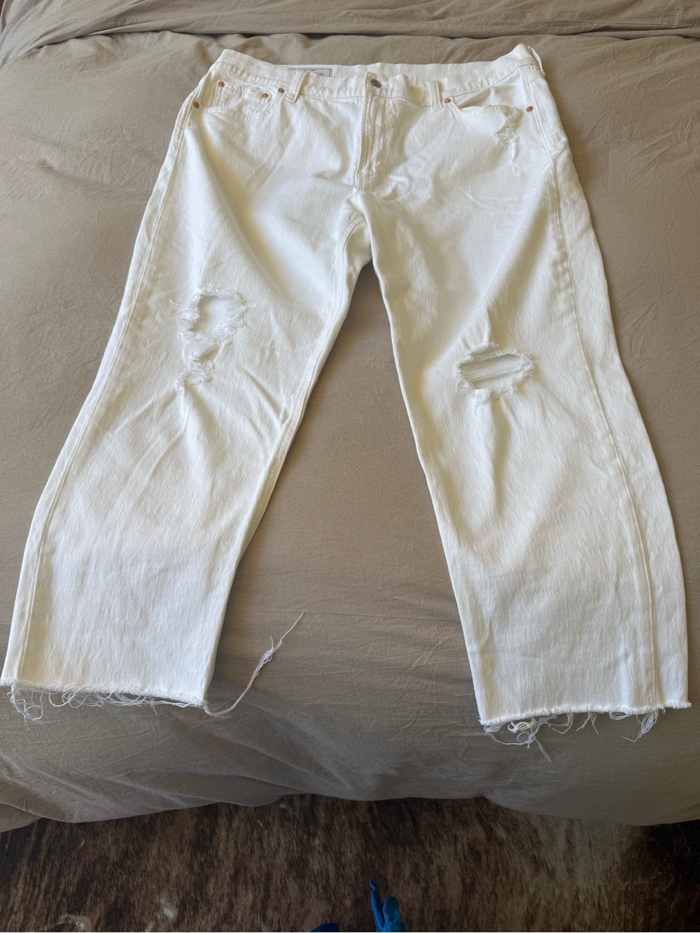 GAP White Cheeky Straight High-Rise Jeans